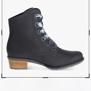Chaco Black Lace Up Boots with Wooden Heel